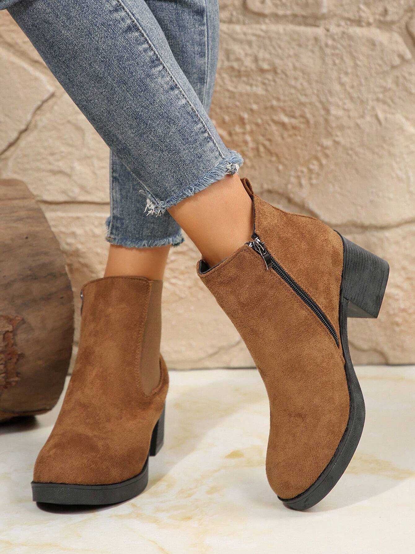 Women's Chelsea Boots